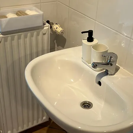 Apartment S&h In Wersten *